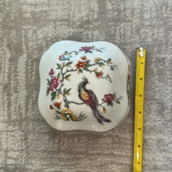 Limoges Porcelain Keepsake Box - Picture 4 of 4
